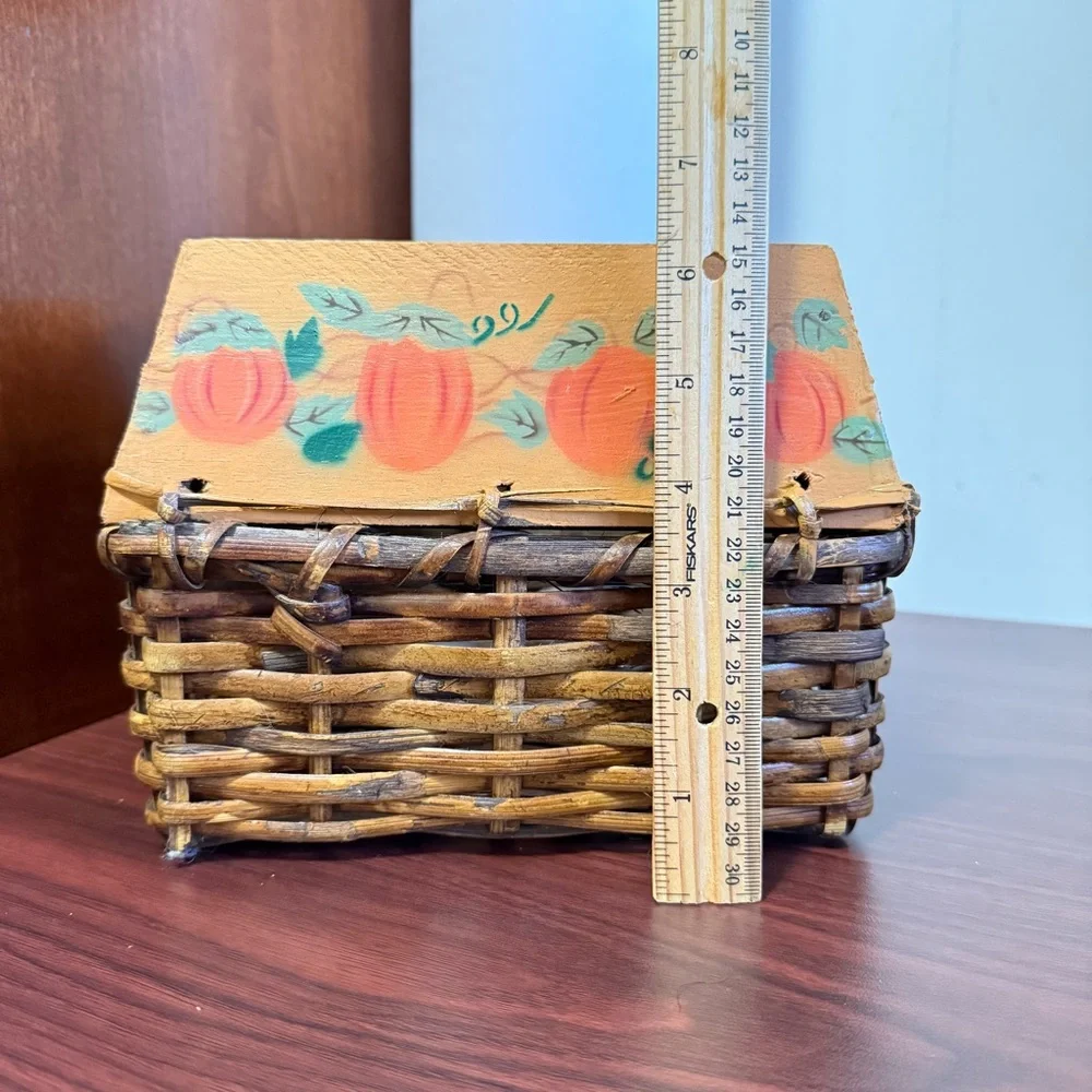 Vintage Square Pumpkin Hand-Painted Wooden Harvest Wicker Basket Barn/Farm Core